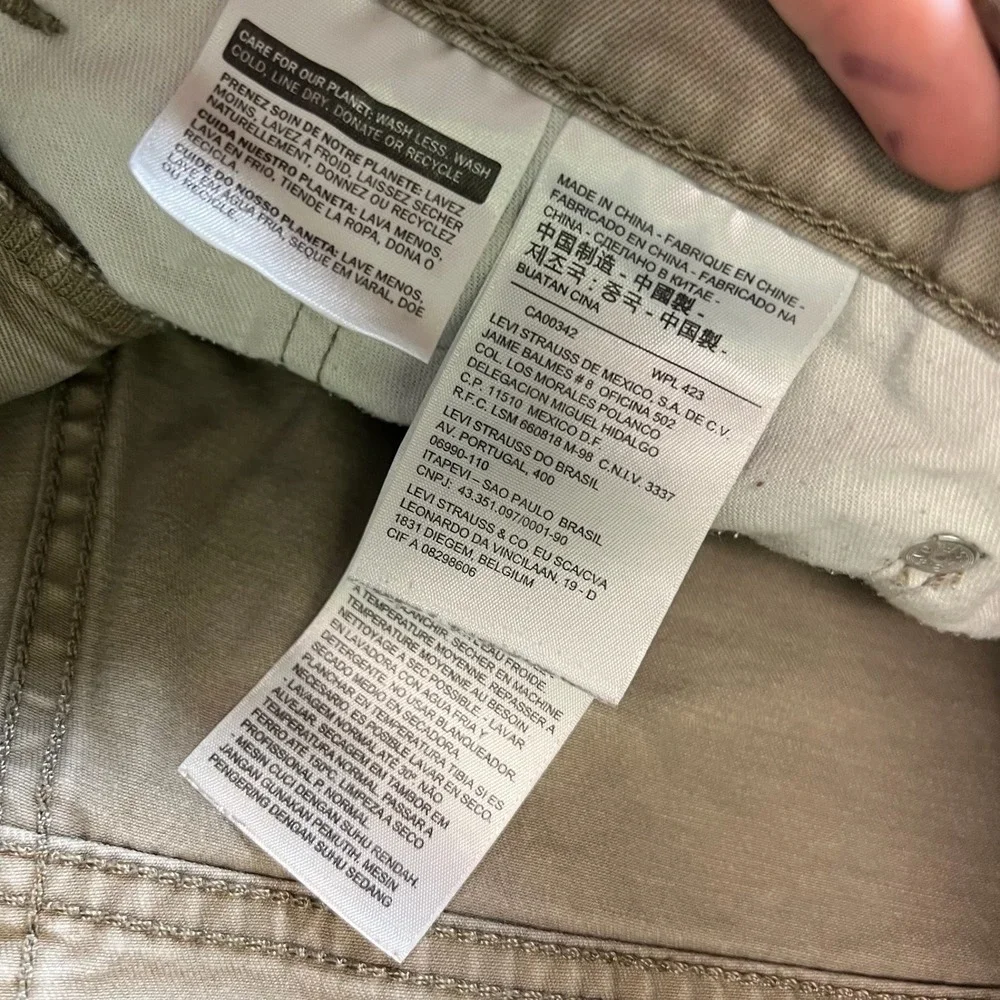 Levis 541 Athletic Taper Mens 38x32 Tan Khaki Cotton Stretch Jeans Pants